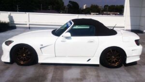 AP1/2 : サイドステップFRP